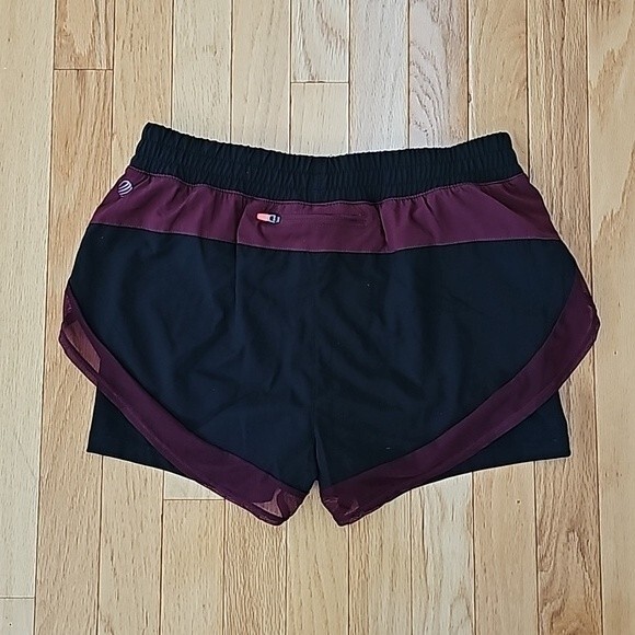 MPG Lined Athletic Shorts Black & Maroon Size: Small. Excellent Condition. - Picture 3 of 3